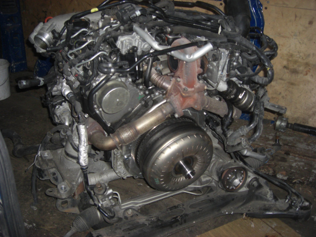 AUDI Q7 3.0TDI 2011-13 двигатель в сборе