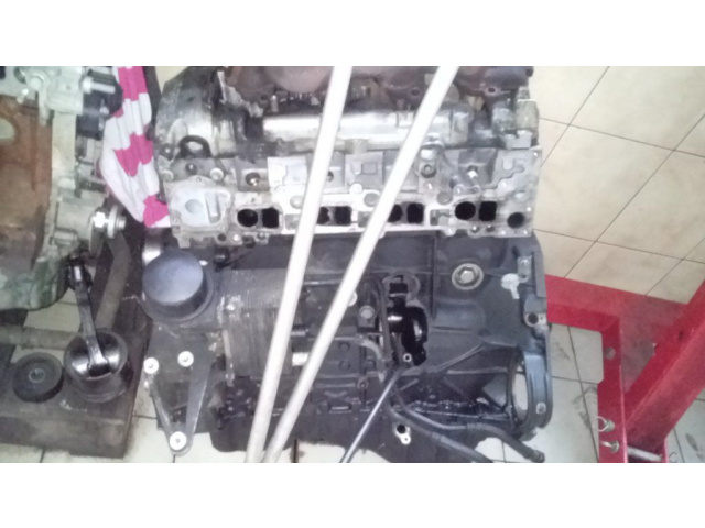 Двигатель MERCEDES SPRINTER 315 модель 906 поврежденный