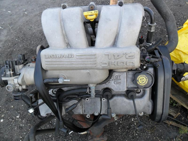 CHRYSLER VOYAGER двигатель 2.4 B 98 R.