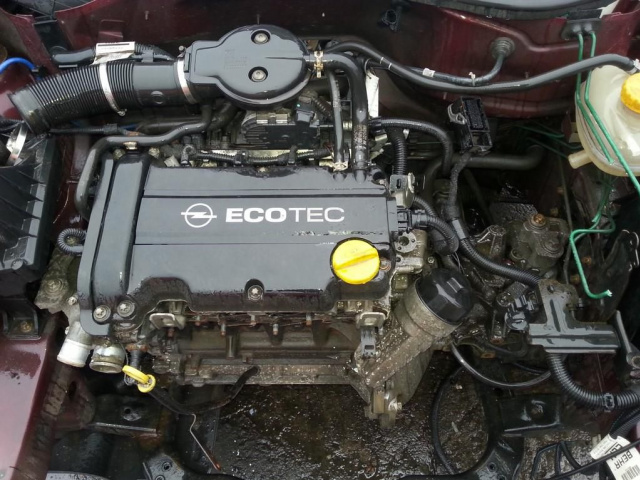 Opel Corsa C 02г. 1.2 Z12XE двигатель запчасти
