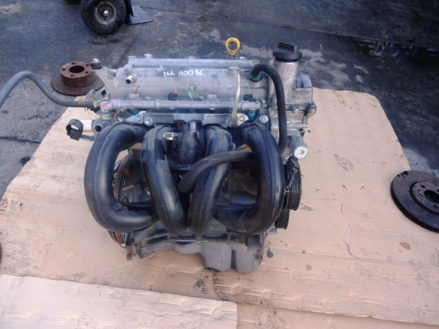 Двигатель TOYOTA YARIS II 1.3 бензин 2SZ 2006-2011r