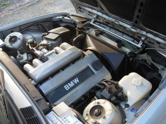 Двигатель в сборе BMW e30 318is