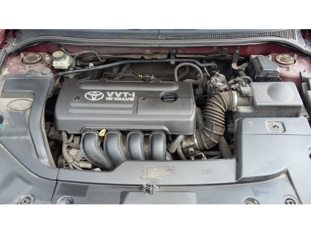 Двигатель 1.8 VVTI Toyota Avensis T25 Corolla W машине