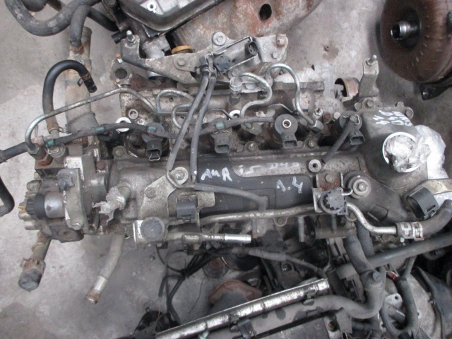 Двигатель без навесного оборудования TOYOTA AURIS D4D 1.4