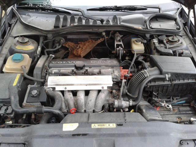 Volvo 850 двигатель 2.5 бензин WRAZ Z навесным оборудованием!!!
