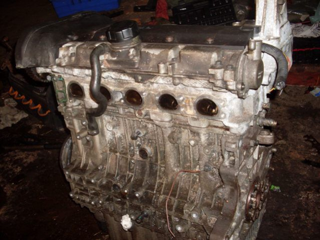 Двигатель Volvo C70 V70 S60 S80 B5204T4