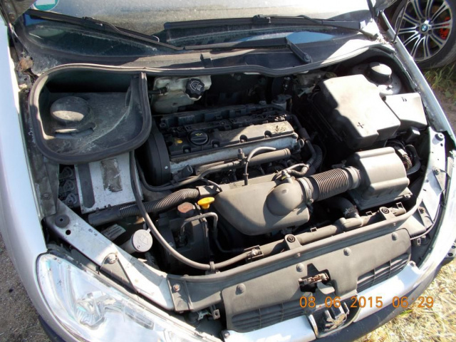 Peugeot 206 CC w calosci или на запчасти двигатель