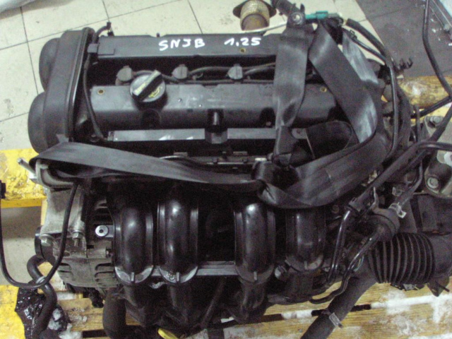 FORD FIESTA MK7 двигатель 1.25 B 12r SNJB