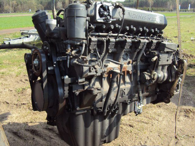 MERCEDES AXOR двигатель OM 457 BLUETEC 5 30 тыс.KM.