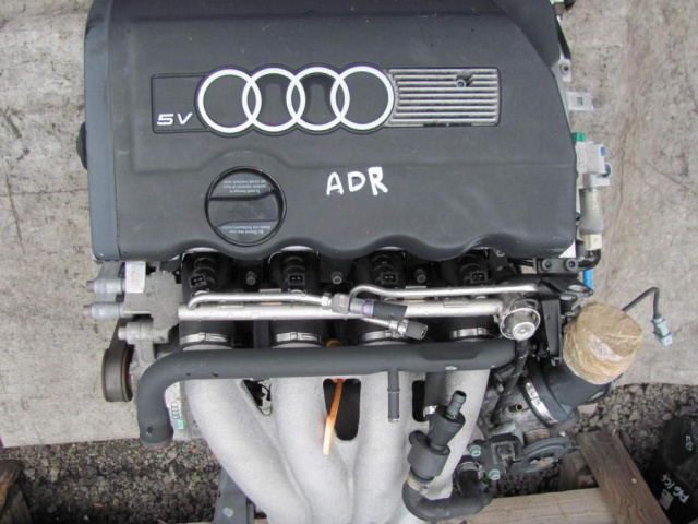 Двигатель KOMPLETNY1.8 5V ADR / 125 л.с. AUDI A6 C4 95г.