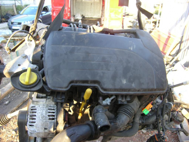 RENAULT CLIO III MODUS двигатель 1.2 16V 78KM D4F 764