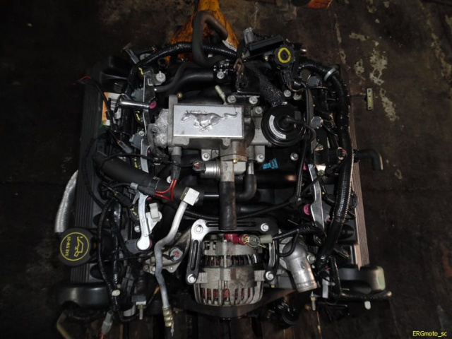 Двигатель + навесное оборудование MG ZT260 V8 4.6 Mustang GT 260KM