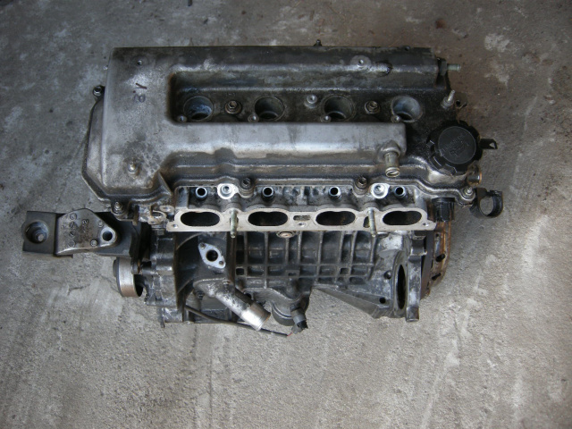 TOYOTA CELICA VII 99-06 1.8 VVTI двигатель 1ZZ-T52