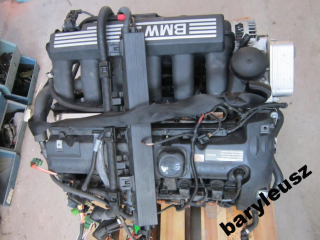BMW E90 E91 E92 330i, E60 530i - двигатель 3, 0 N52B30
