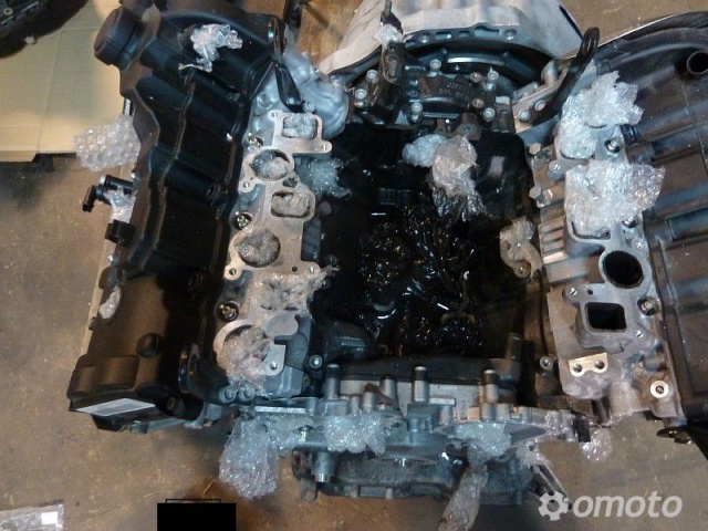 VW TOUAREG 7P 3.0 TD двигатель CVV голый без навесного оборудования