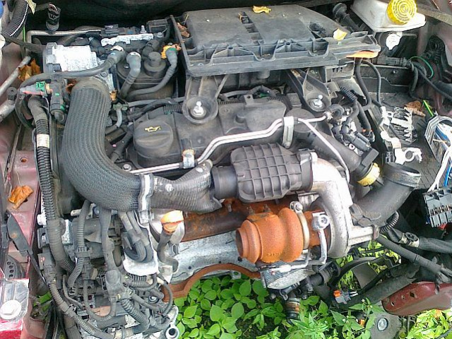 Двигатель citroen C3 1.4 HDI 2012 год в сборе !