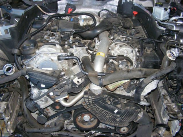 MERCEDES двигатель A 642 3.2 CDI C класса GLK W204 ML