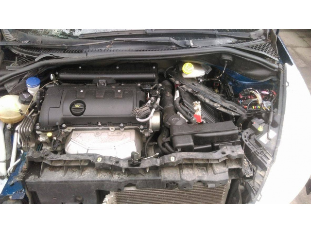 Peugeot 207 1, 4 бензин BMW 95 KM 2008 po wypadku