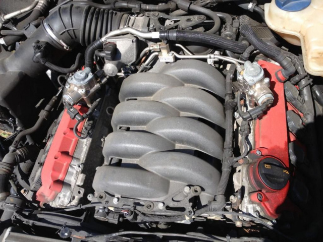 @ AUDI RS4 B7 4.2 FSI V8 двигатель в сборе BNS
