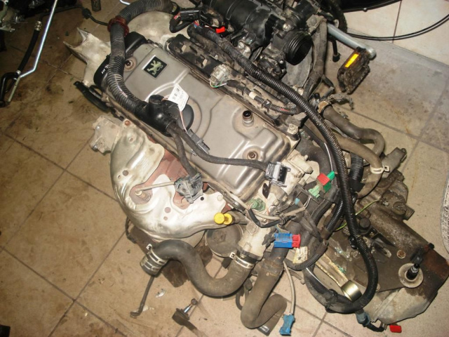 Двигатель коробка передач Peugeot 206 1.4b 92 тыс.KM запчасти