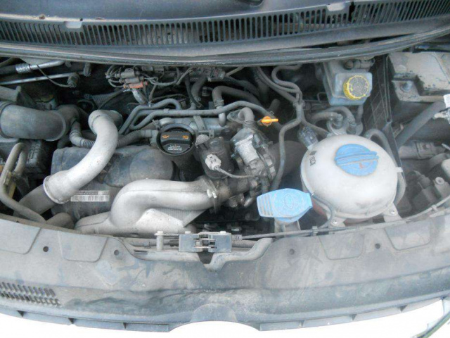 VW T5 transporter 2008г. 2, 5TDI двигатель BNZ