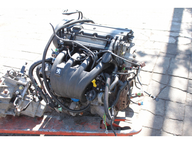 PEUGEOT 406 двигатель 2.0 16V 98г.. в сборе