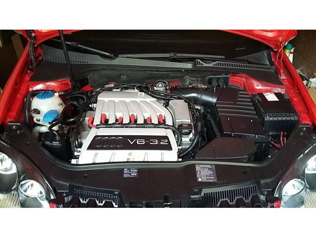 Двигатель в сборе. R32 3.2 VR6 V6 GOLF V AUDI A3 8P