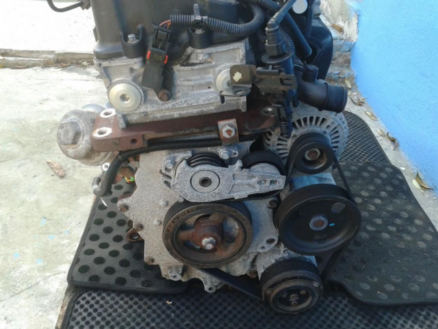 Двигатель mini cooper r50 r52 W10b16A 1.6 16v 110 л.с.