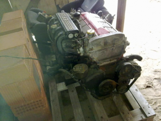 TANIO !!! двигатель Ford Escort DOHC RS 2.0 16V