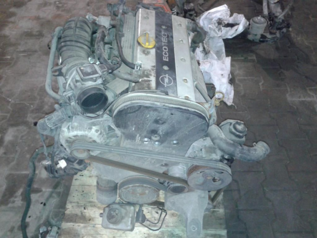 Двигатель Opel Vectra B 1.8 i
