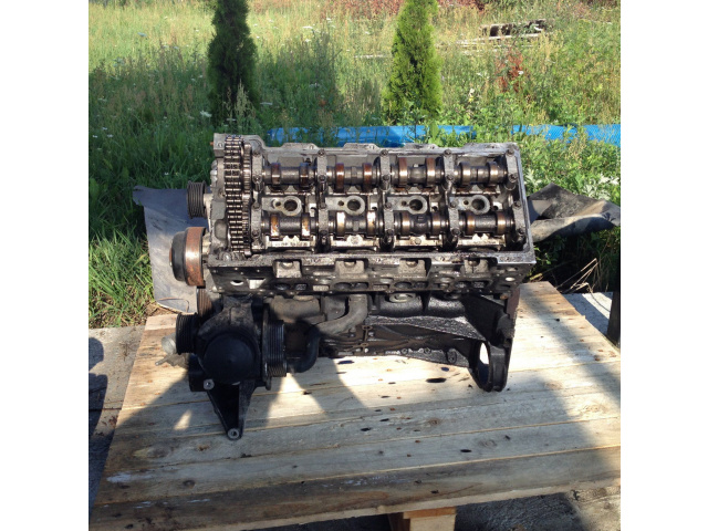 Двигатель Mercedes Sprinter 906 315 OEM646 поврежденный