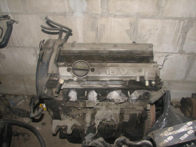 Двигатель Peugeot 406 1.8 Citoren Xantia