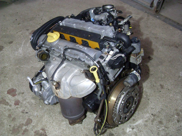 OPEL ZAFIRA A 1.6 16V Z16XE двигатель в сборе