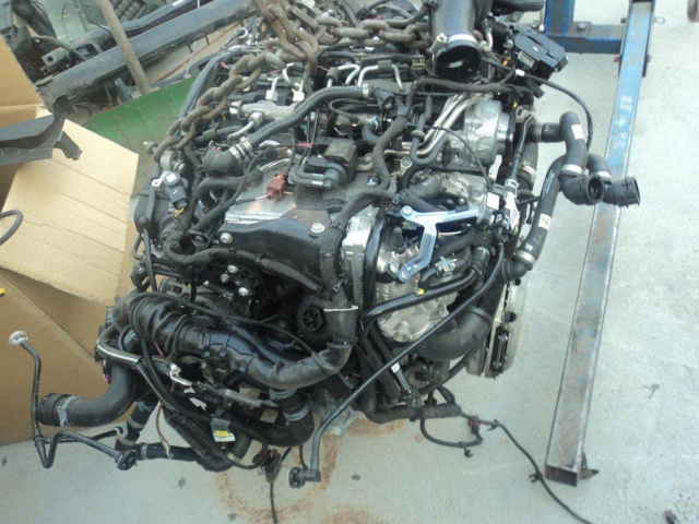 AUDI Q5 двигатель в сборе CSU A пробег 3 тыс 2015 R