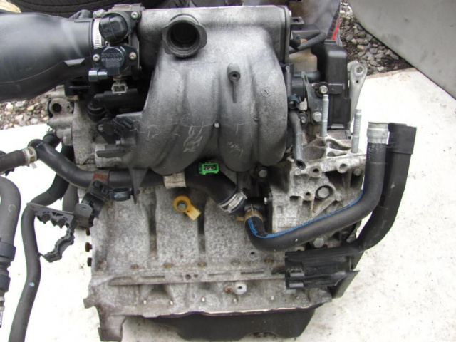 Двигатель в сборе 1.4 16V HFZ - PEUGEOT 206 1999г.