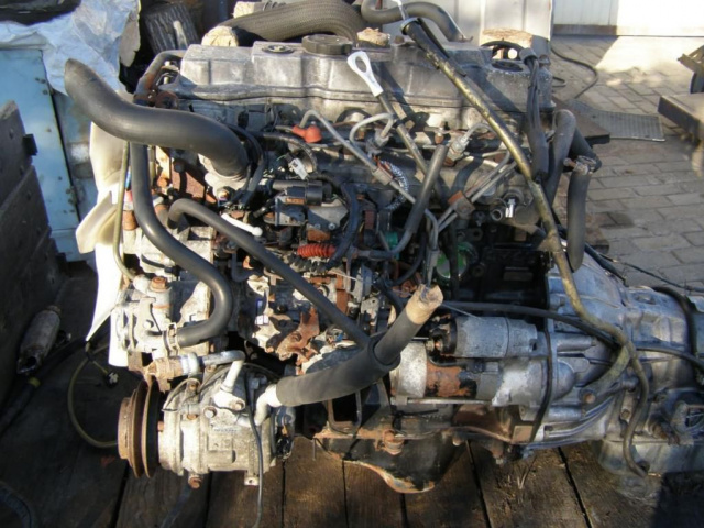 Двигатель Mitsubishi Pajero 2.8 TD - и другие з/ч запчасти !!!