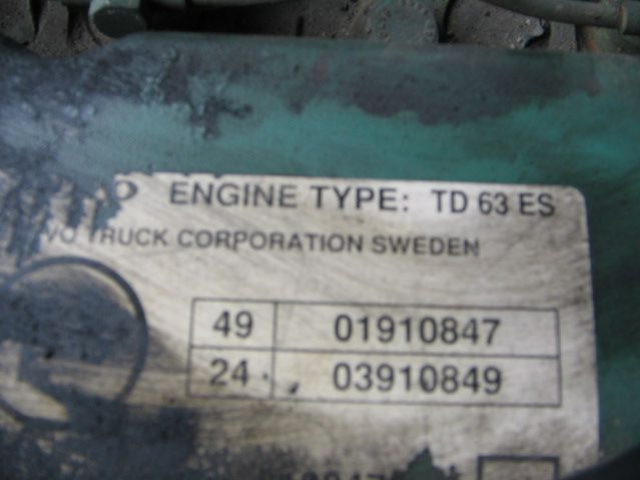 Двигатель VOLVO FL 6 TD 63ES 220KM год 1995 460TYS