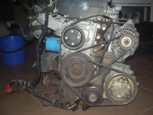 Двигатель коробка передач nissan almera n15 1.4 16v 98г. в сборе