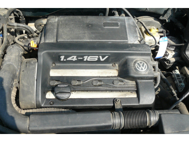 Двигатель 1, 4 16V AKQ VW GOLF IV 99г..