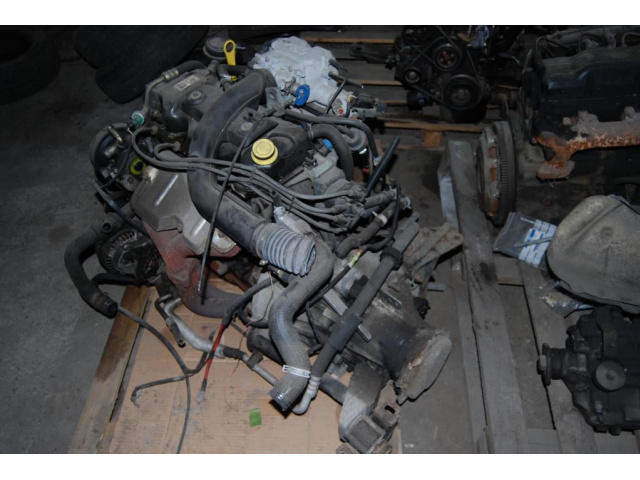 Двигатель голый без навесного оборудования Ford Escort Mk6 1.4