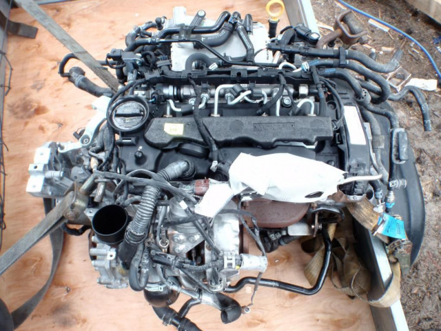 SEAT SKODA OCTAVIA III двигатель 2014г. 1.6 TDI CLHC