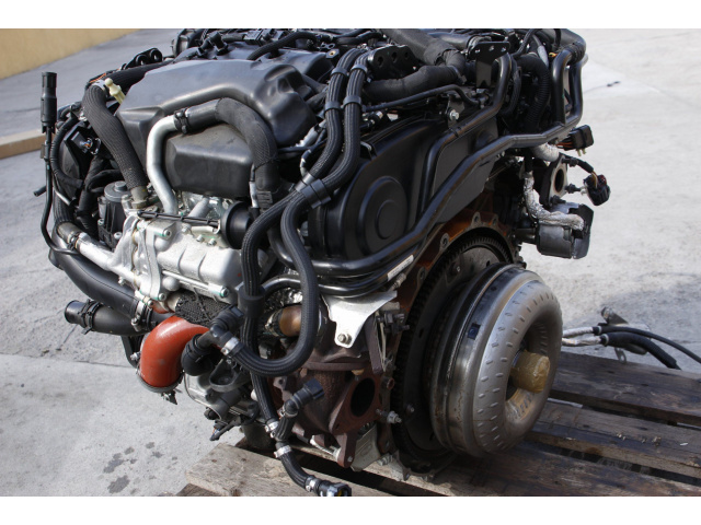Jaguar XF XJ Land Range Rover двигатель 3.0 D 306DT