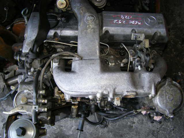 Двигатель MERCEDES W124 2.5TD R 602.962 насос форсунки