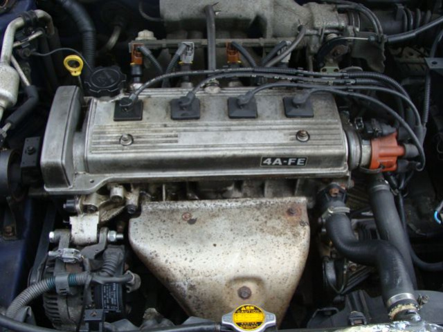 TOYOTA AVENSIS T22 1997 R 1.6 двигатель
