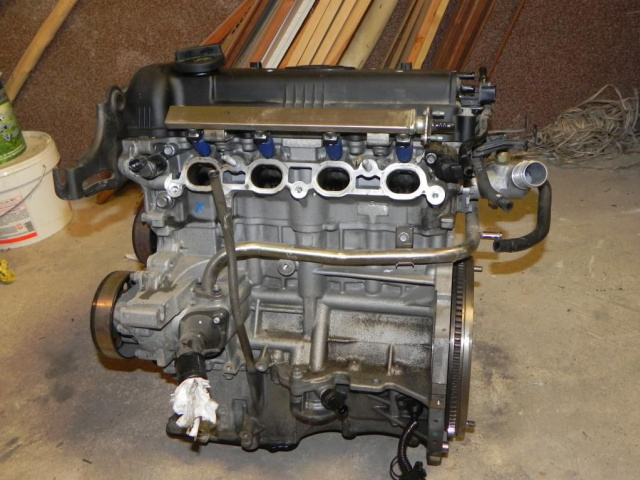 Двигатель HYUNDAI i30 r 1.4 бензин -2010r
