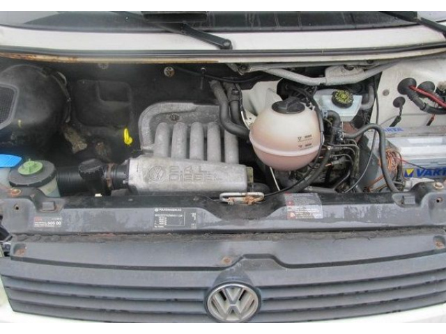 VW TRANSPORTER T4 2.4 D двигатель в сборе W машине