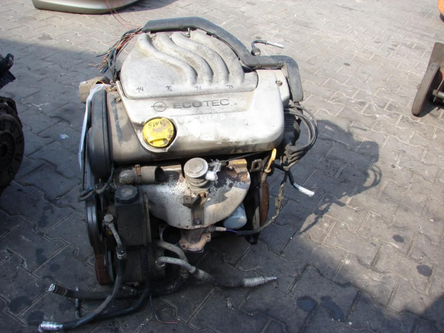 Двигатель в сборе Opel Vectra B 1, 6B 16V