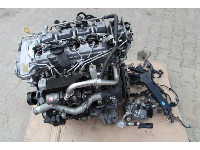 Двигатель IS 220 220d toyota d-cat wtryskiwacze lexus