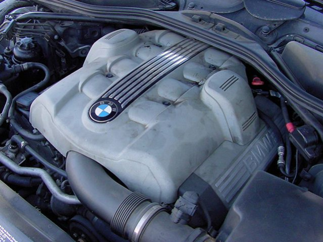 BMW E65 n62b44 двигатель в сборе