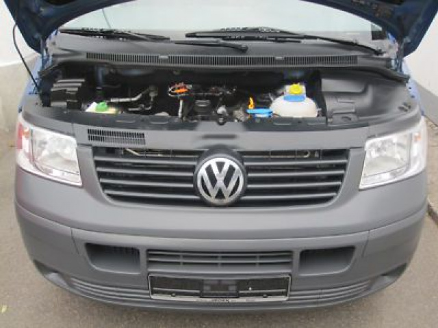 VW T5 двигатель 1, 9 TDI 80 тыс. km. 2008 год BRS